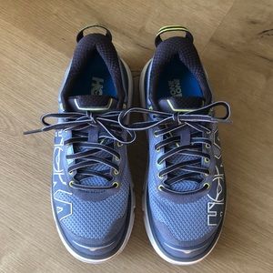 HOKA ONE ONE Bondi 4 Women’s Running Shoes